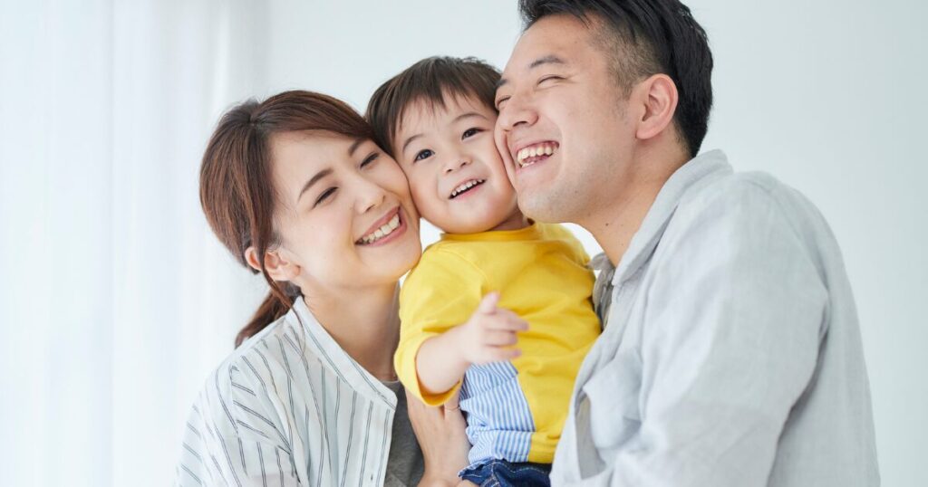 幸せそうな家族写真